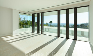 Nieuwe eigentijdse luxe villa's met zeezicht te koop, in een exclusieve urbanisatie in Benahavis - Marbella 21660 