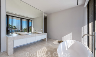 Nieuwe eigentijdse luxe villa's met zeezicht te koop, in een exclusieve urbanisatie in Benahavis - Marbella 37251 