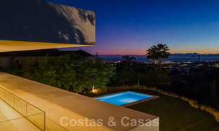 Nieuwe eigentijdse luxe villa's met zeezicht te koop, in een exclusieve urbanisatie in Benahavis - Marbella 37268 