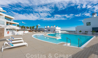 Nieuwe moderne frontline golf appartementen met uitzicht op zee te koop in een luxe resort in Mijas, Costa del Sol. Instapklaar! Laatste penthouses! 39703 