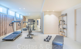 Luxueuze eerstelijns strandvilla te koop in een nieuw, exclusief complex, New Golden Mile, Marbella - Estepona 69839 