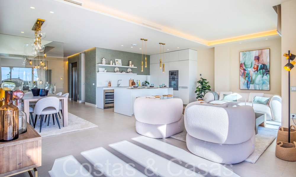 Luxueuze eerstelijns strandvilla te koop in een nieuw, exclusief complex, New Golden Mile, Marbella - Estepona 69853
