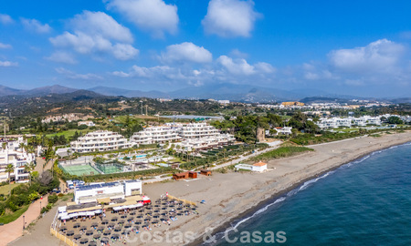 Luxueuze nieuwe eerstelijn strandappartementen te koop in een exclusief complex, New Golden Mile, Marbella - Estepona 783558