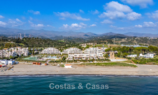 Luxueuze nieuwe eerstelijn strandappartementen te koop in een exclusief complex, New Golden Mile, Marbella - Estepona 783559 