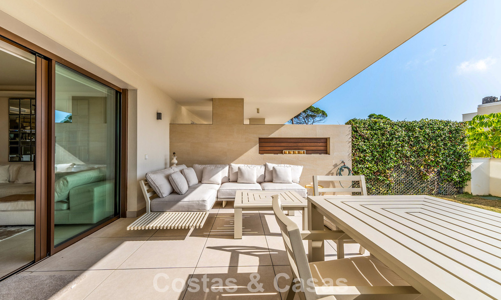 Luxueuze nieuwe eerstelijn strandappartementen te koop in een exclusief complex, New Golden Mile, Marbella - Estepona 783562