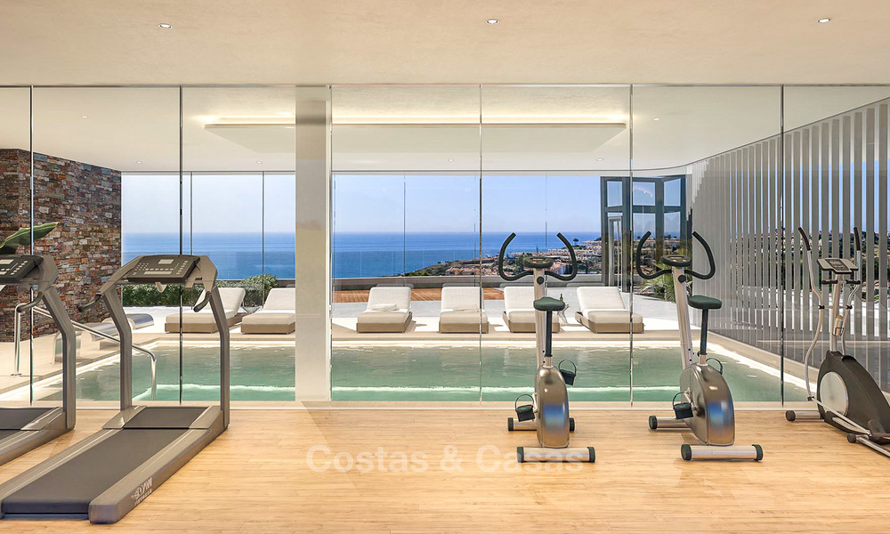 Moderne gerenoveerde appartementen te koop, op loopafstand van het strand en voorzieningen, Fuengirola - Costa del Sol 8000