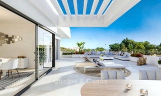 Elegante en ruime nieuwe appartementen te koop, op loopafstand van strand en voorzieningen, met zeezicht, Estepona 8068 