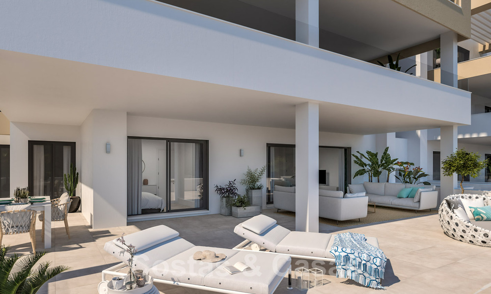 Elegante en ruime nieuwe appartementen te koop, op loopafstand van strand en voorzieningen, met zeezicht, Estepona 31385