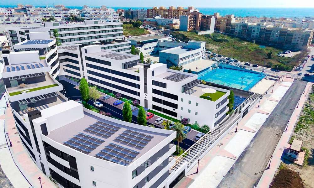 Nieuwe, aantrekkelijk geprijsde, moderne appartementen te koop, op loopafstand van het strand en voorzieningen, Estepona 8169