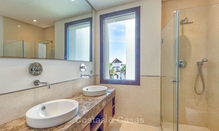 Mooi en zeer ruim luxe appartement te koop in een begeerde urbanisatie, instapklaar - Benahavis, Marbella 8355 