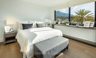 Heerlijke gerenoveerde luxe villa met zeezicht te koop, in Nueva Andalucía´s Golf Valley, Marbella 8227 