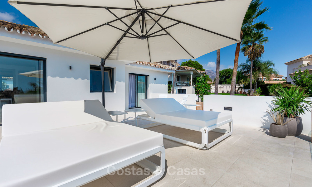 Instapklaar! Volledig gerenoveerde villa in Andalusische stijl te koop, Golf Valley, Nueva Andalucía, Marbella 8369