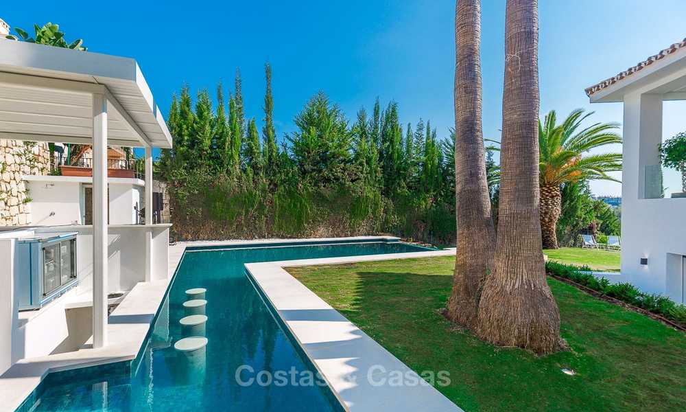 Instapklaar! Volledig gerenoveerde villa in Andalusische stijl te koop, Golf Valley, Nueva Andalucía, Marbella 8396