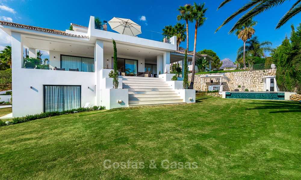 Instapklaar! Volledig gerenoveerde villa in Andalusische stijl te koop, Golf Valley, Nueva Andalucía, Marbella 8399