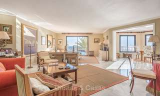 Buitenkans! Ruim luxe appartement te koop, eerstelijn in de jachthaven van Puerto Banus - Marbella 8488 