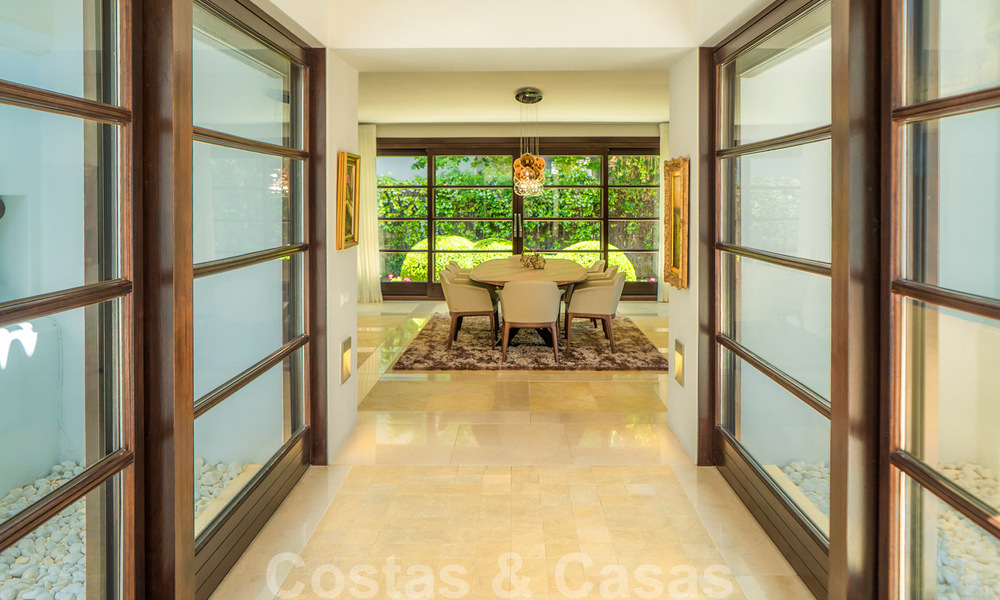 Luxueuze villa in traditionele stijl met prachtig uitzicht op zee te koop, Benahavis - Marbella 37114