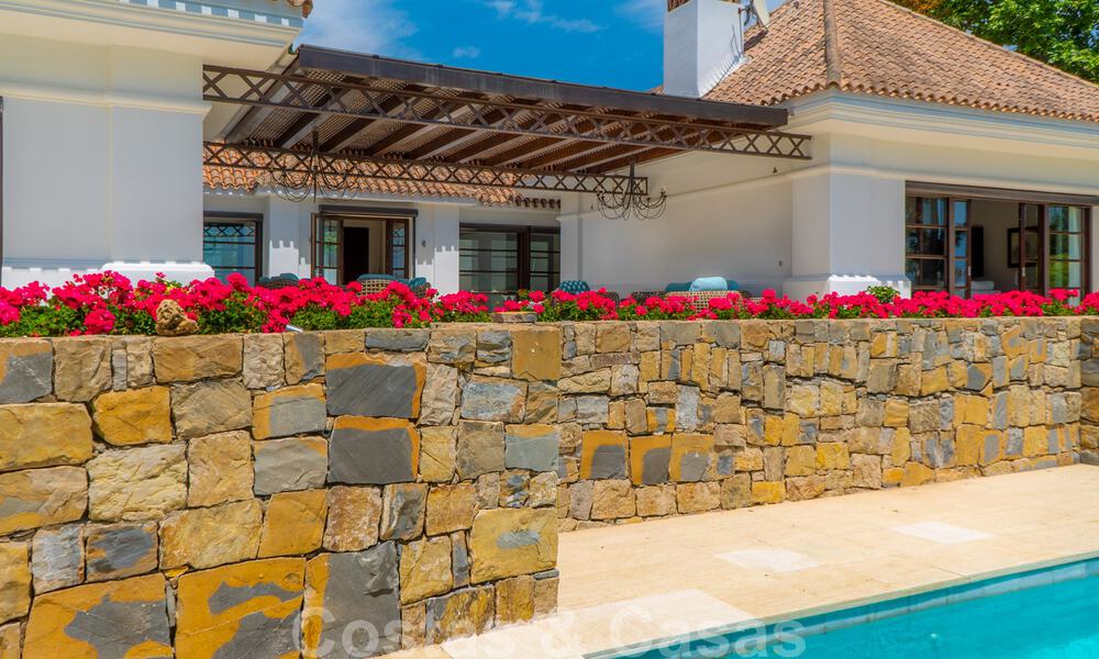 Luxueuze villa in traditionele stijl met prachtig uitzicht op zee te koop, Benahavis - Marbella 37150