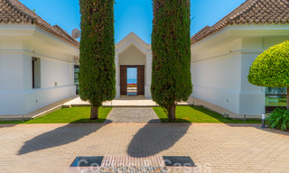 Luxueuze villa in traditionele stijl met prachtig uitzicht op zee te koop, Benahavis - Marbella 37154 
