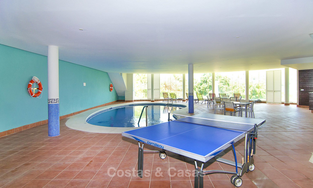 Buitenkans! Groot 4 slaapkamer penthouse appartement te koop, met golf- en zeezicht in Benahavis - Marbella 8616