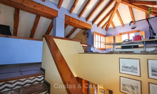Goed gelegen en aantrekkelijk geprijsde villa - finca met zeezicht te koop, Estepona, Costa del Sol 8682 