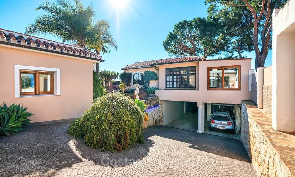 Gezellige en luxe traditionele villa met zeezicht te koop, met separaat gastenverblijf, instapklaar - Elviria, Marbella 8813
