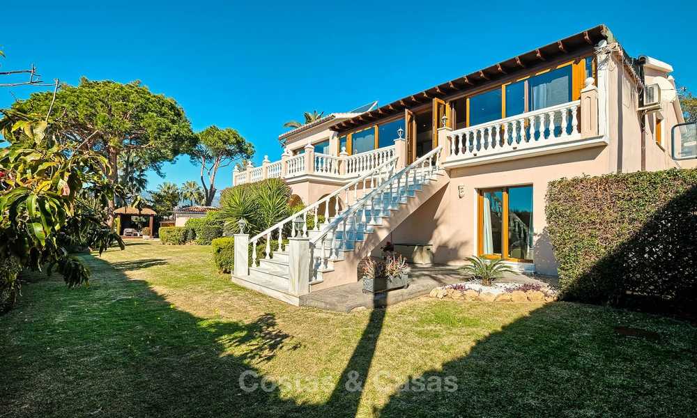 Gezellige en luxe traditionele villa met zeezicht te koop, met separaat gastenverblijf, instapklaar - Elviria, Marbella 8815
