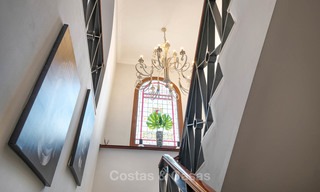 Gezellige en luxe traditionele villa met zeezicht te koop, met separaat gastenverblijf, instapklaar - Elviria, Marbella 8833 