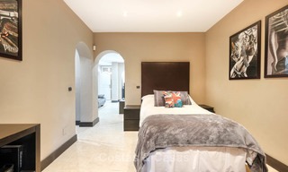 Gezellige en luxe traditionele villa met zeezicht te koop, met separaat gastenverblijf, instapklaar - Elviria, Marbella 8842 