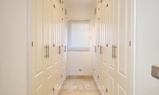 Verrukkelijk penthouse appartement te koop in een luxe complex, eerstelijn golf met zeezicht - Marbella - Estepona 8900 