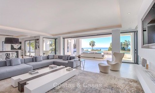 Oogstrelende luxe moderne designer villa met zeezicht te koop in de exclusieve wijk Sierra Blanca - Golden Mile, Marbella 8907 