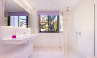 Oogstrelende luxe moderne designer villa met zeezicht te koop in de exclusieve wijk Sierra Blanca - Golden Mile, Marbella 8943 