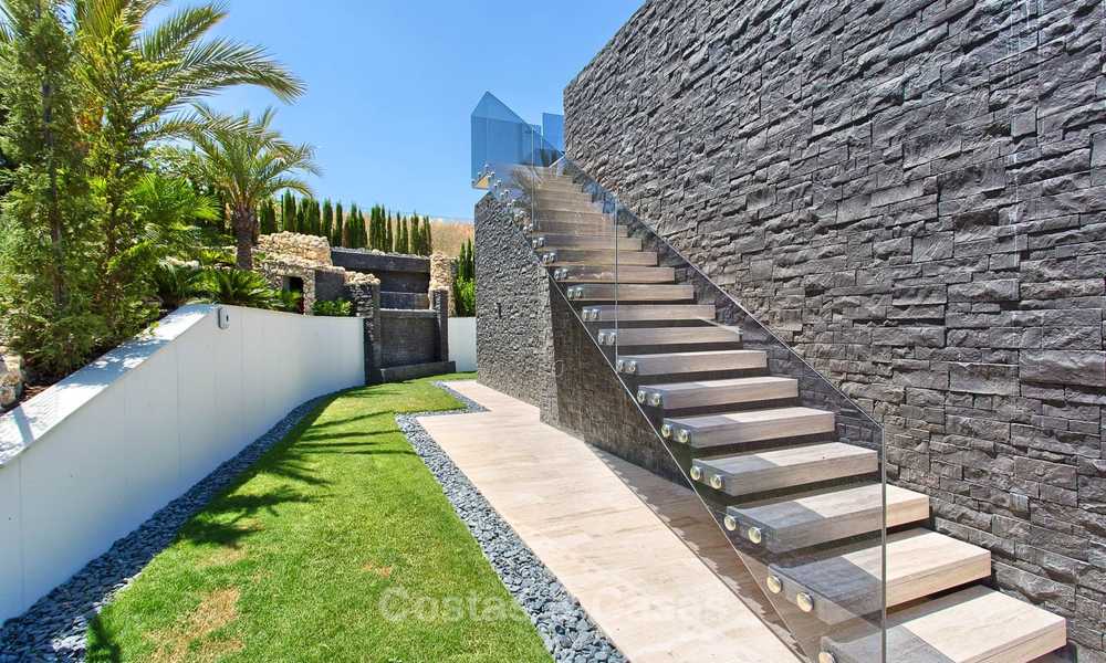 Unieke, moderne luxe villa in de Golf Vallei van Nueva Andalucía, Marbella 9295