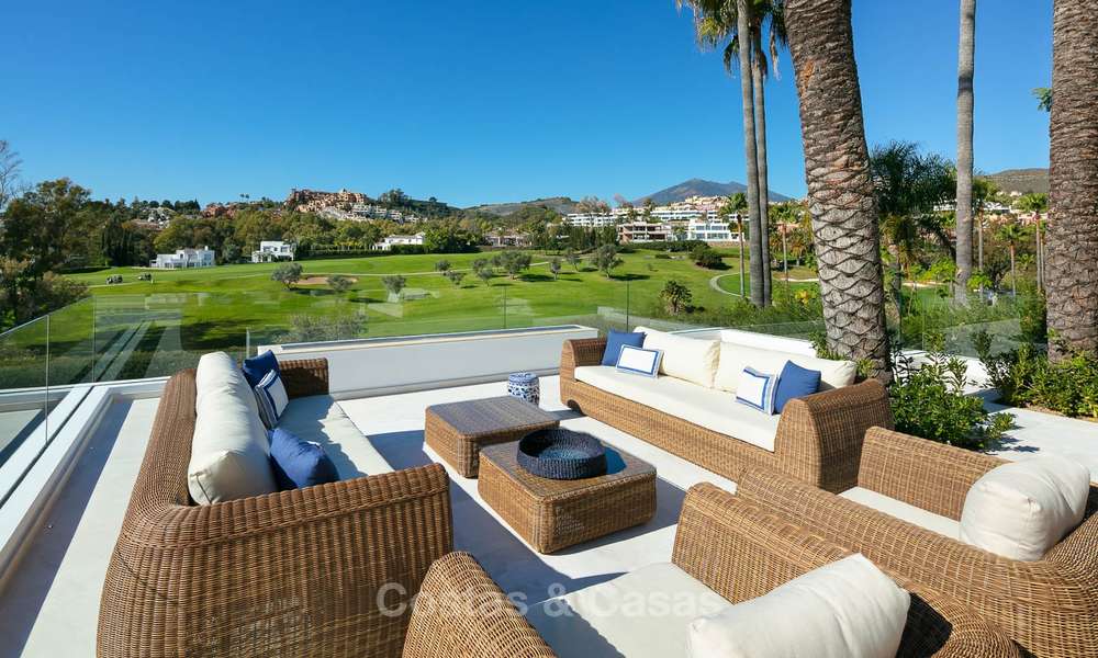 Prestigieuze gerenoveerde luxe villa te koop, eerstelijn golf, Nueva Andalucía, Marbella 9433