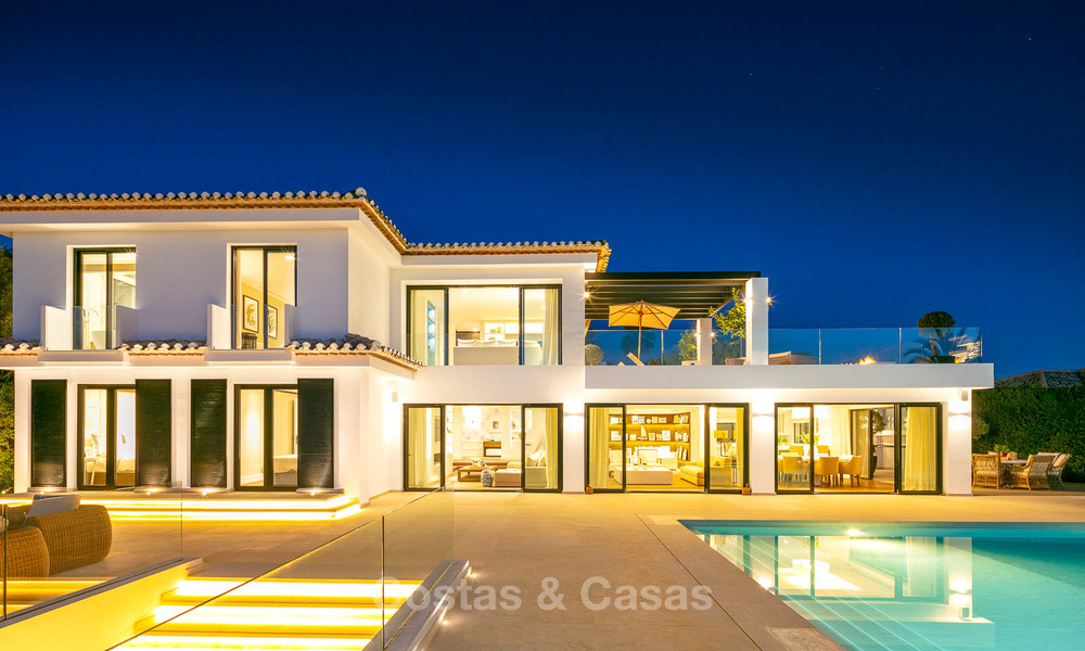 Prestigieuze gerenoveerde luxe villa te koop, eerstelijn golf, Nueva Andalucía, Marbella 9454