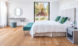 Zeer elegante moderne luxe villa te koop, strandzijde Puerto Banus, Marbella 9506 