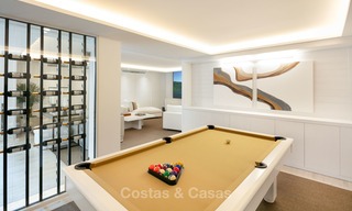 Sublieme gerenoveerde luxe villa te koop, eerstelijn golf Las Brisas - Nueva Andalucia, Marbella 9619 