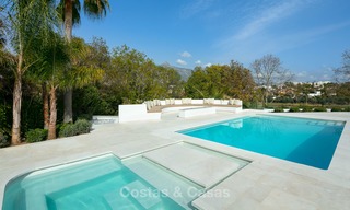 Sublieme gerenoveerde luxe villa te koop, eerstelijn golf Las Brisas - Nueva Andalucia, Marbella 9621 