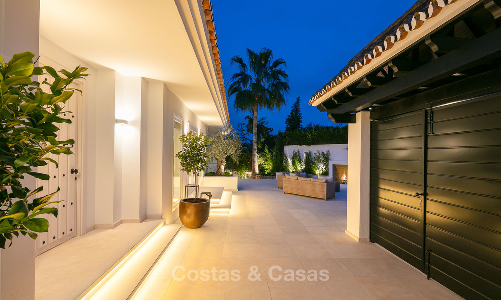Sublieme gerenoveerde luxe villa te koop, eerstelijn golf Las Brisas - Nueva Andalucia, Marbella 9630