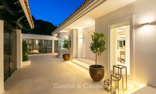 Sublieme gerenoveerde luxe villa te koop, eerstelijn golf Las Brisas - Nueva Andalucia, Marbella 9632 