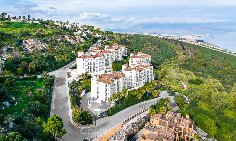 Ruime, moderne luxe appartementen in een nieuw wellness resort te koop, onbelemmerd zeezicht, Manilva, Costa del Sol 10104