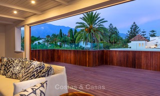 Magnifieke, luxueuze tweedelijns strandvilla met heerlijk zeezicht te koop in Puente Romano, Golden Mile, Marbella 10038 
