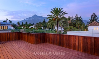 Magnifieke, luxueuze tweedelijns strandvilla met heerlijk zeezicht te koop in Puente Romano, Golden Mile, Marbella 10039 