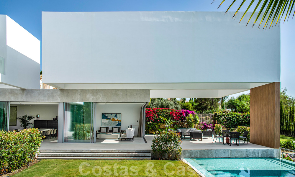 Gloednieuwe hedendaagse luxe villa met panoramisch zeezicht te koop, in een exclusief golfresort, Benahavis - Marbella 26521