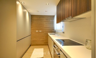 Nieuw modern appartement te koop, op loopafstand van het strand en het stadscentrum - strandzijde San Pedro, Marbella 10337 