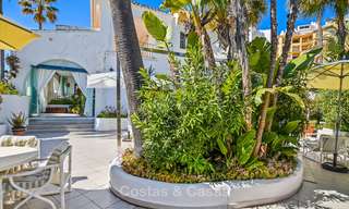 Charmant, zeer ruim duplex appartement te koop, eerstelijnstrand en jachthaven van Cabopino, Oost Marbella 10252 
