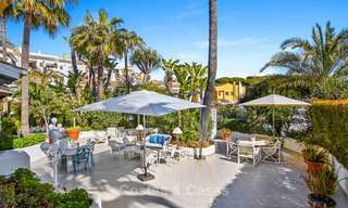 Charmant, zeer ruim duplex appartement te koop, eerstelijnstrand en jachthaven van Cabopino, Oost Marbella 10255 