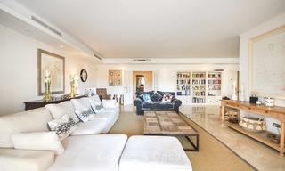 Uniek luxe 6 slaapkamer appartement in een exclusief complex te koop, op de prestigieuze Golden Mile, Marbella 10385 