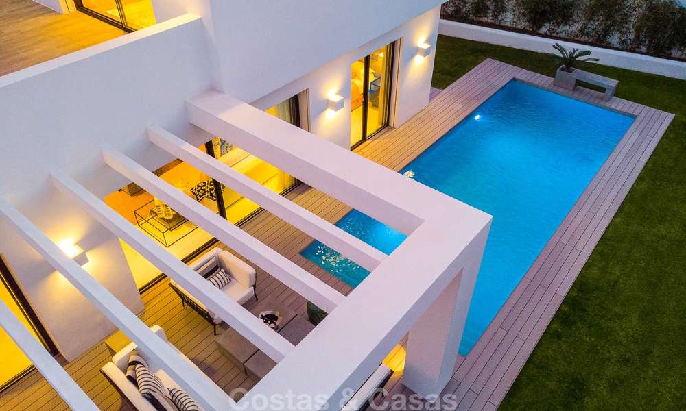 Sublieme moderne hedendaagse luxe villa te koop op een toplocatie, op loopafstand van voorzieningen, dicht bij alles - San Pedro, Marbella 10425