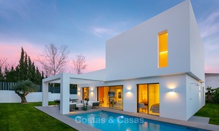 Sublieme moderne hedendaagse luxe villa te koop op een toplocatie, op loopafstand van voorzieningen, dicht bij alles - San Pedro, Marbella 10428 