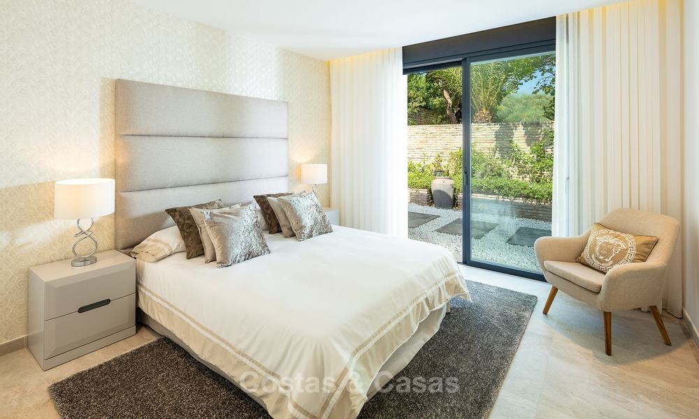 Imposante moderne eigentijdse luxe villa te koop in de Golf Vallei van Nueva Andalucia, Marbella 10442